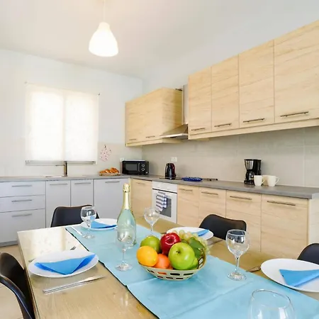 别墅 Rhodes Sea View By 依克希亚